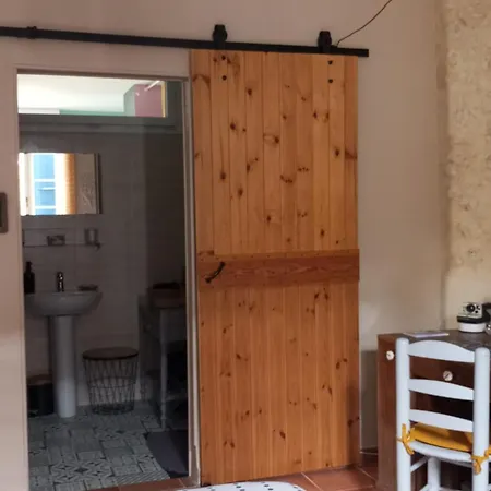 La Vicoise Accueillante Bed & Breakfast Vic-Fezensac Room photo
